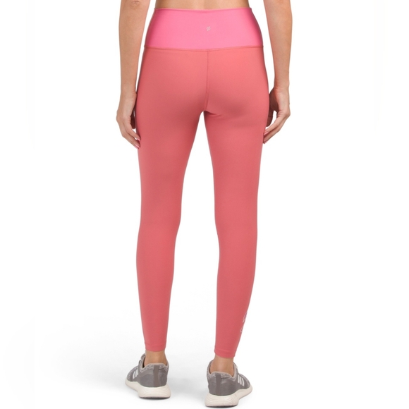 Peloton | Cadent High-rise Cross Front Leggings - Pink - Picture 2 of 3